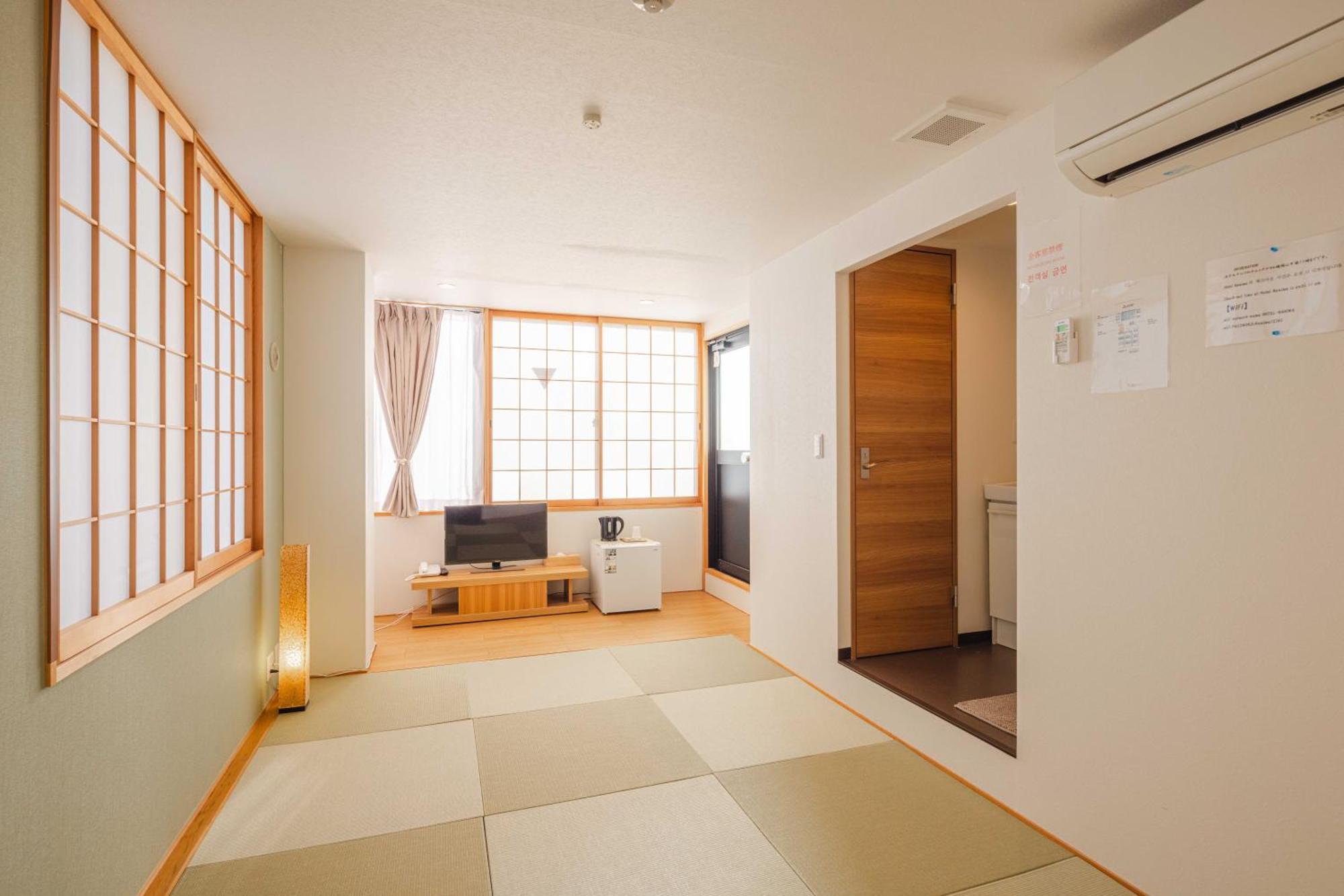 Miro Hotel Momodanikoen-Mae 大阪市 部屋 写真